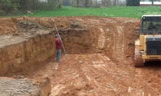 Выкопать котлован под фундамент в Юрге - от 2589 руб. | 2Землекопа-Юрг