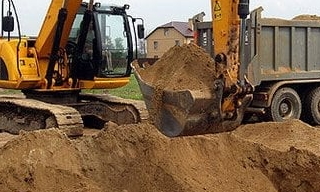 Выкопать яму экскаватором в Юрге от 932 руб. - 2Землекопа-Юрг